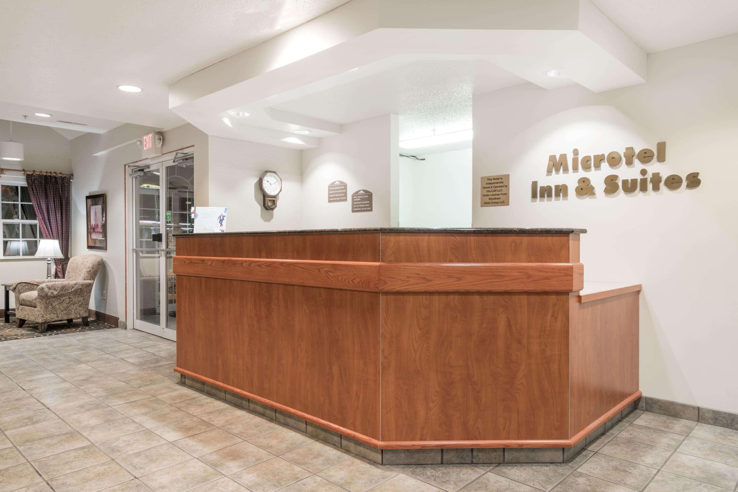 Microtel Inn & Suites By Wyndham Rice Lake Екстер'єр фото